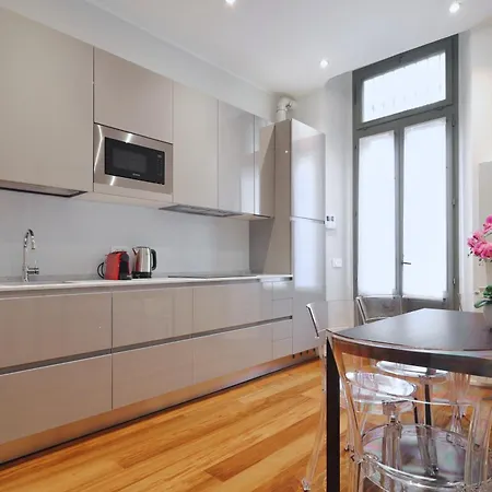 Joivy Modern Flat Near Duomo Di شقة