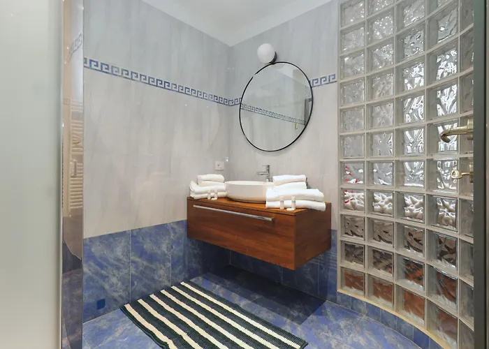 Joivy Modern Flat Near Duomo Di * ميلان